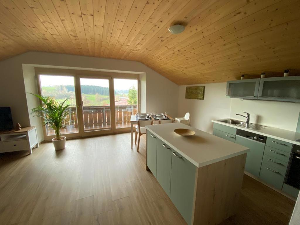 Ferienwohnung Ferienhaus Am Wald Friesenried Exterior foto